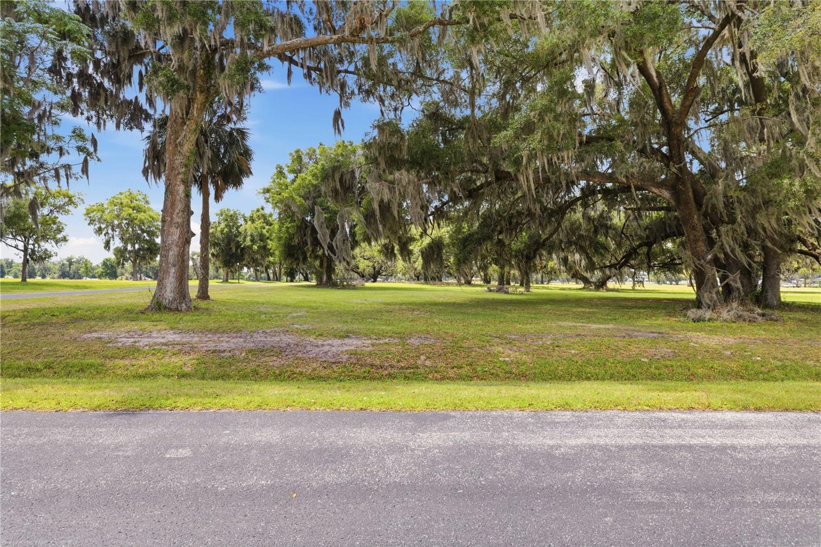 JUMBOLAIR AVIATION ESTATE - Land