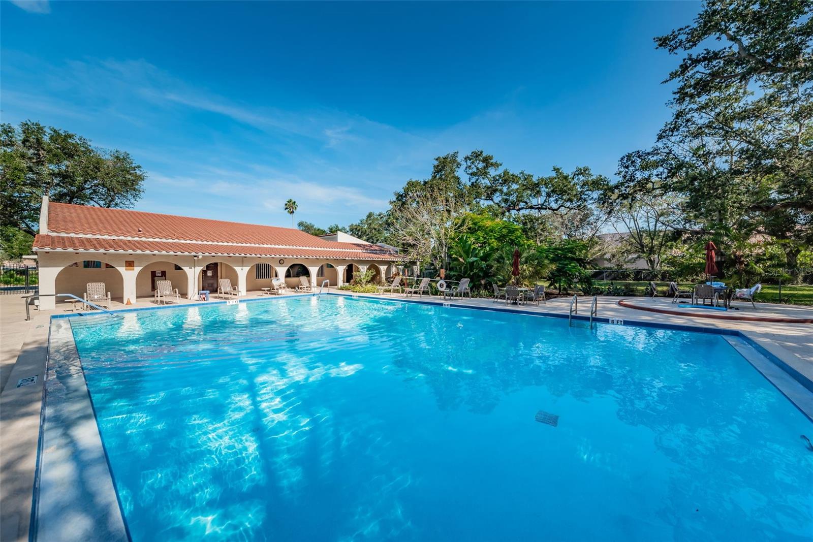 SEVILLE CONDO 2 - Residential