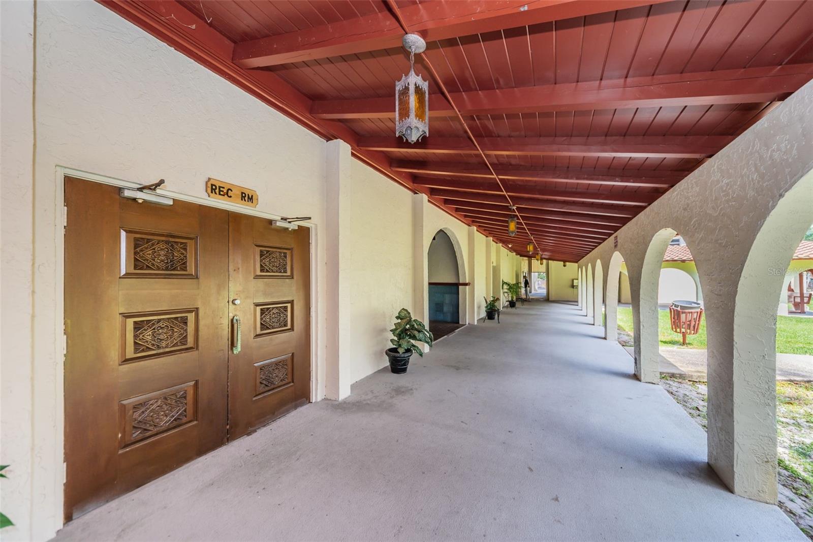 SEVILLE CONDO 2 - Residential