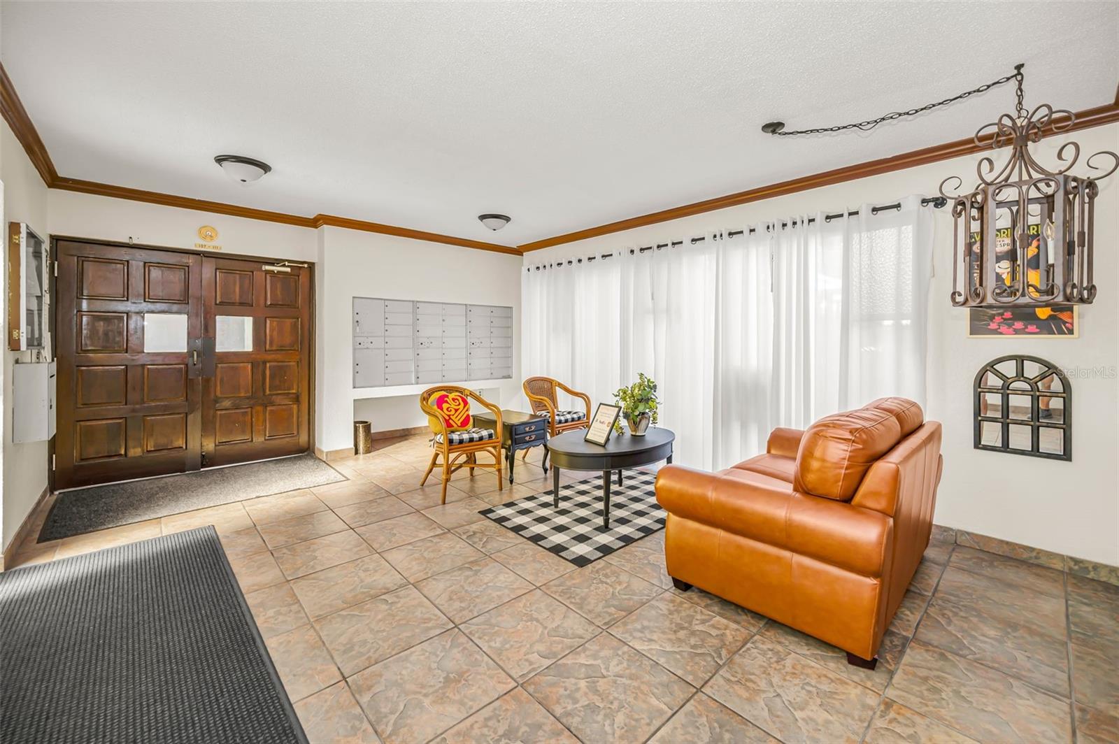 SEVILLE CONDO 2 - Residential