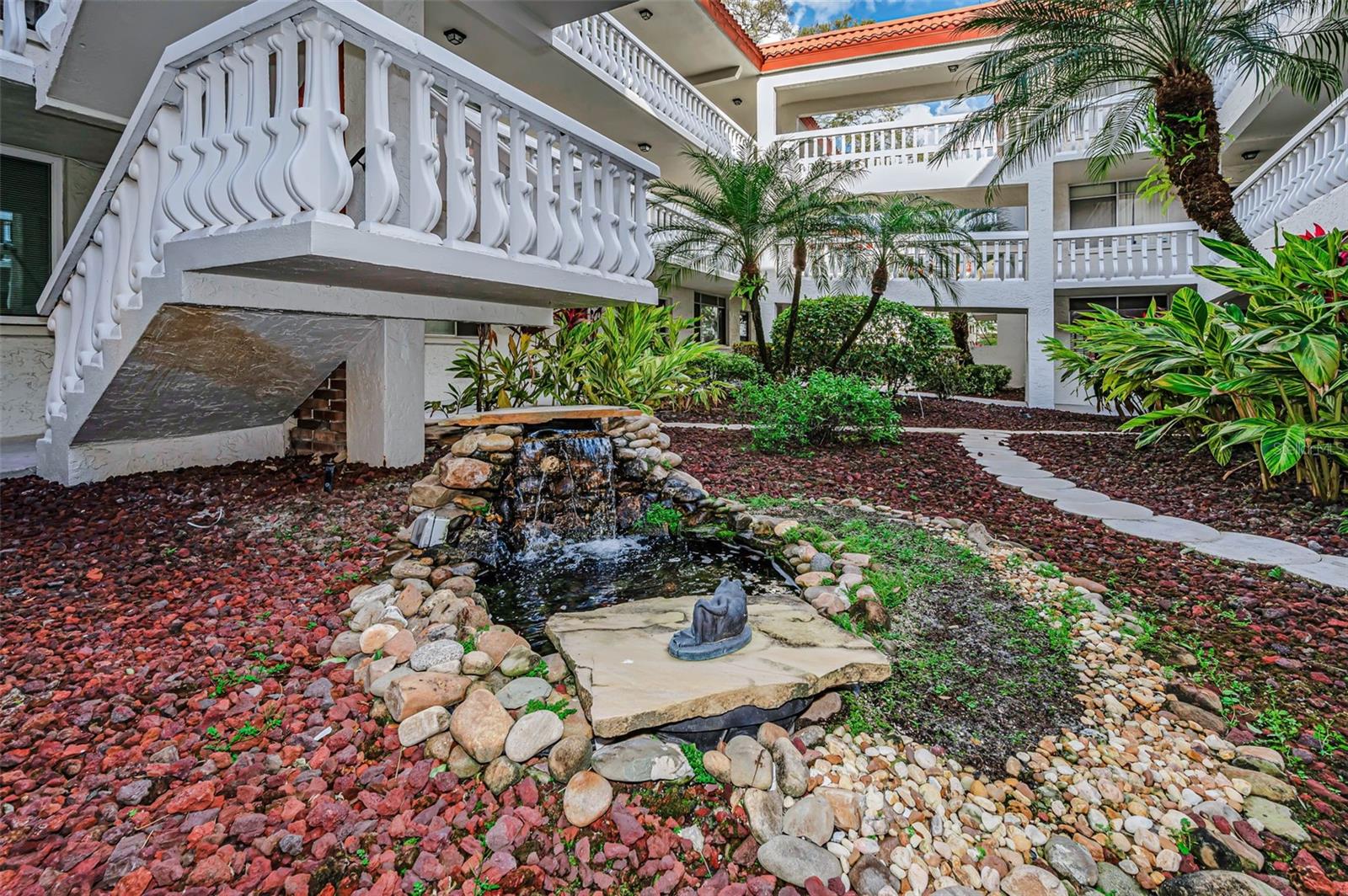 SEVILLE CONDO 2 - Residential