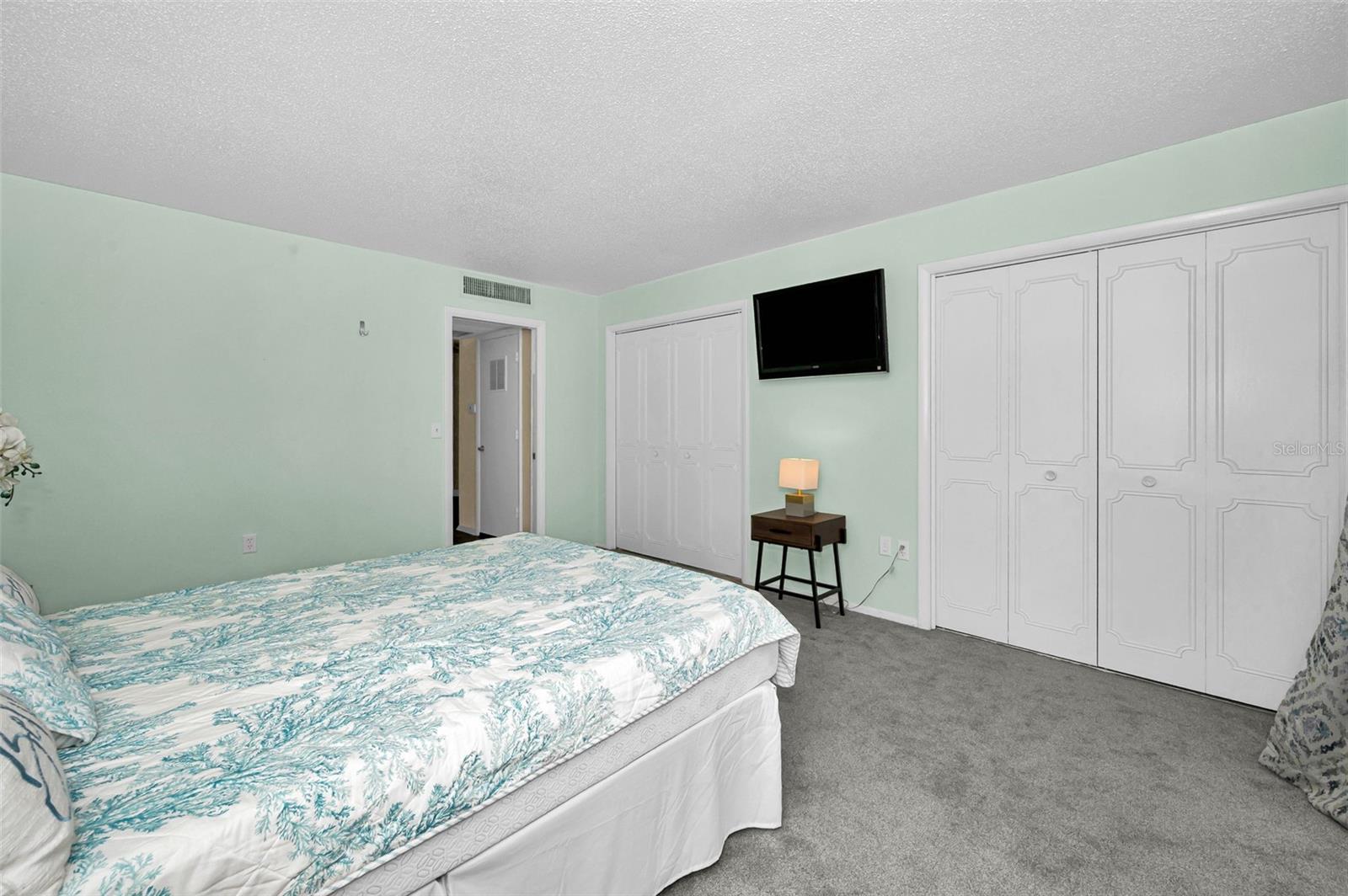 SEVILLE CONDO 2 - Residential