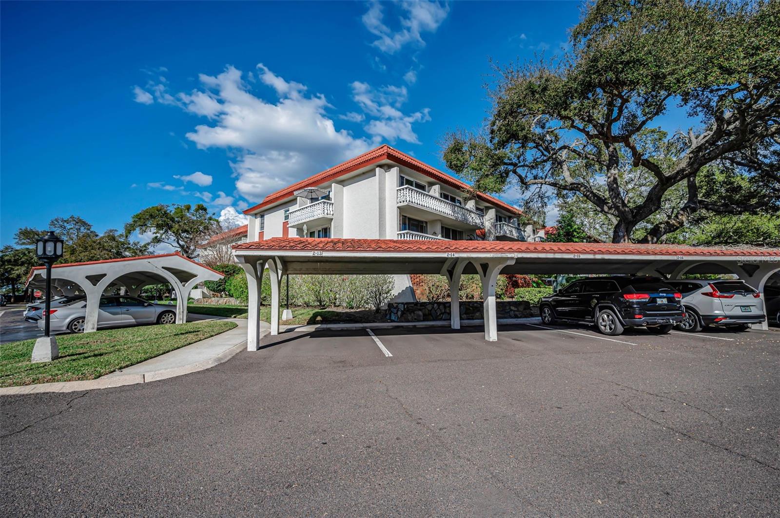 SEVILLE CONDO 2 - Residential