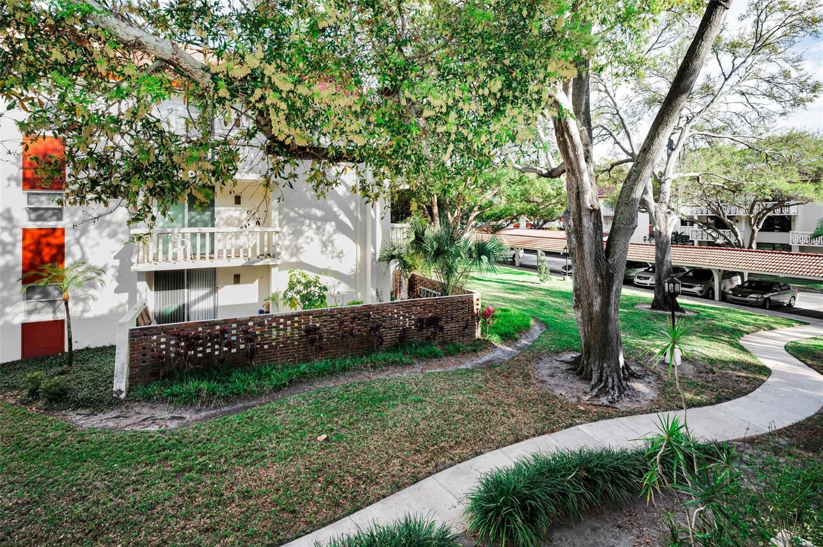 SEVILLE CONDO 2 - Residential