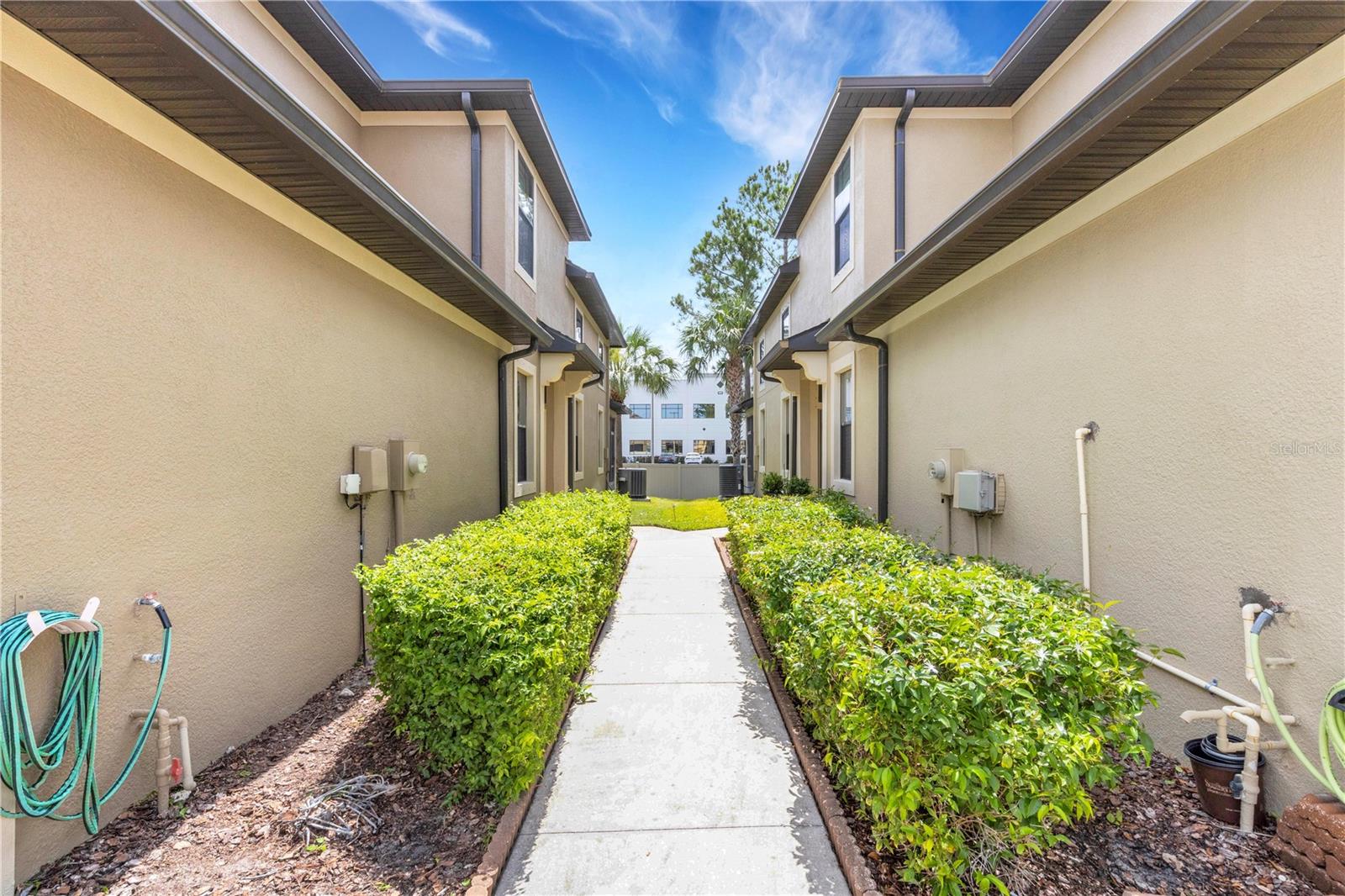 5166 BAY ISLE CIRCLE