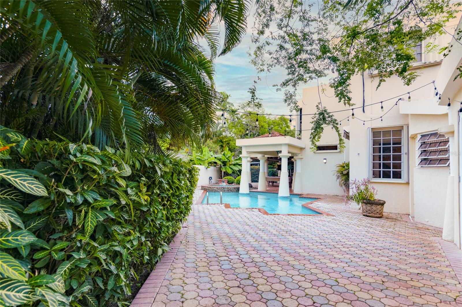 PASEO DEL PARQUE - Residential