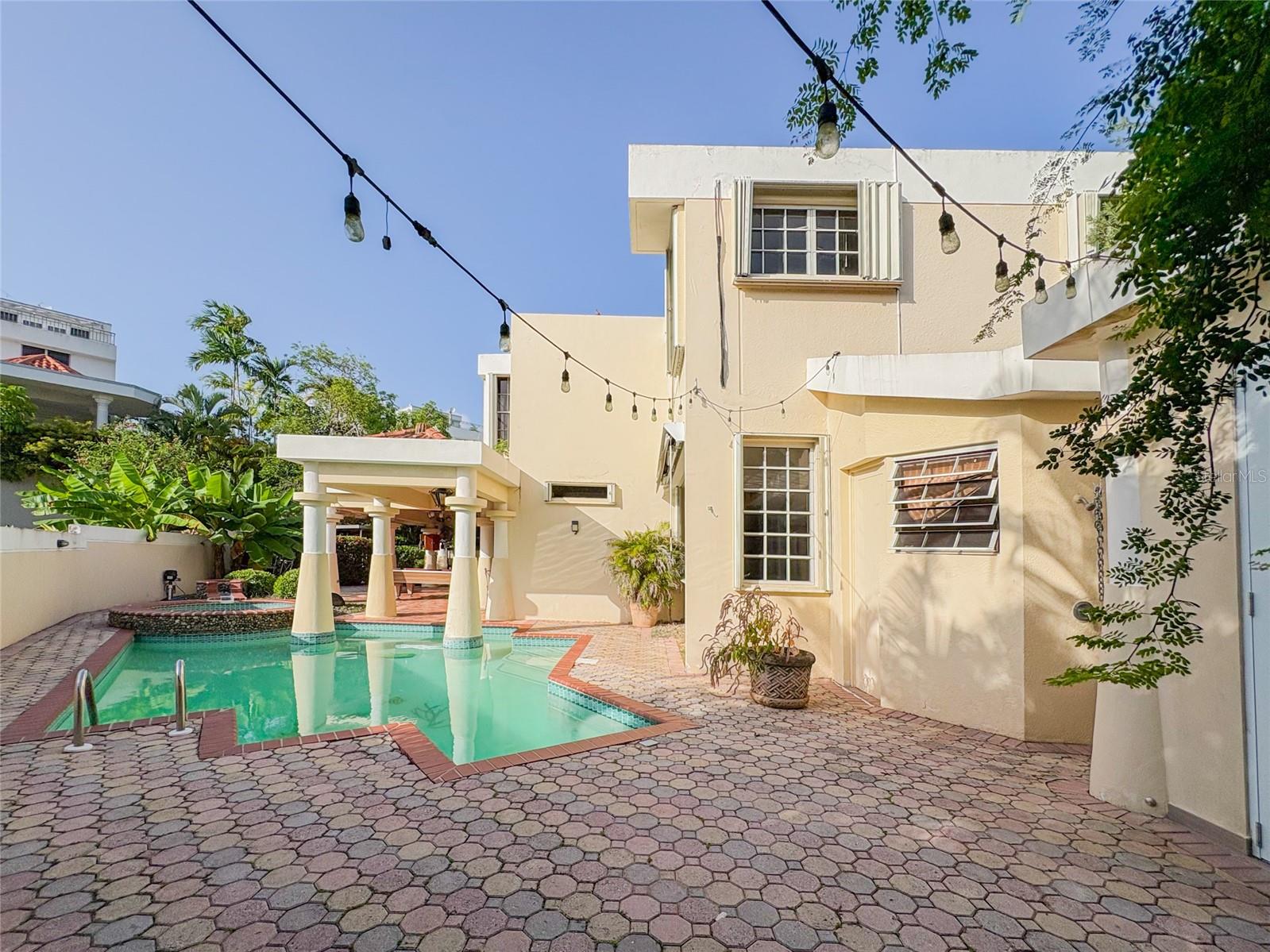 PASEO DEL PARQUE - Residential
