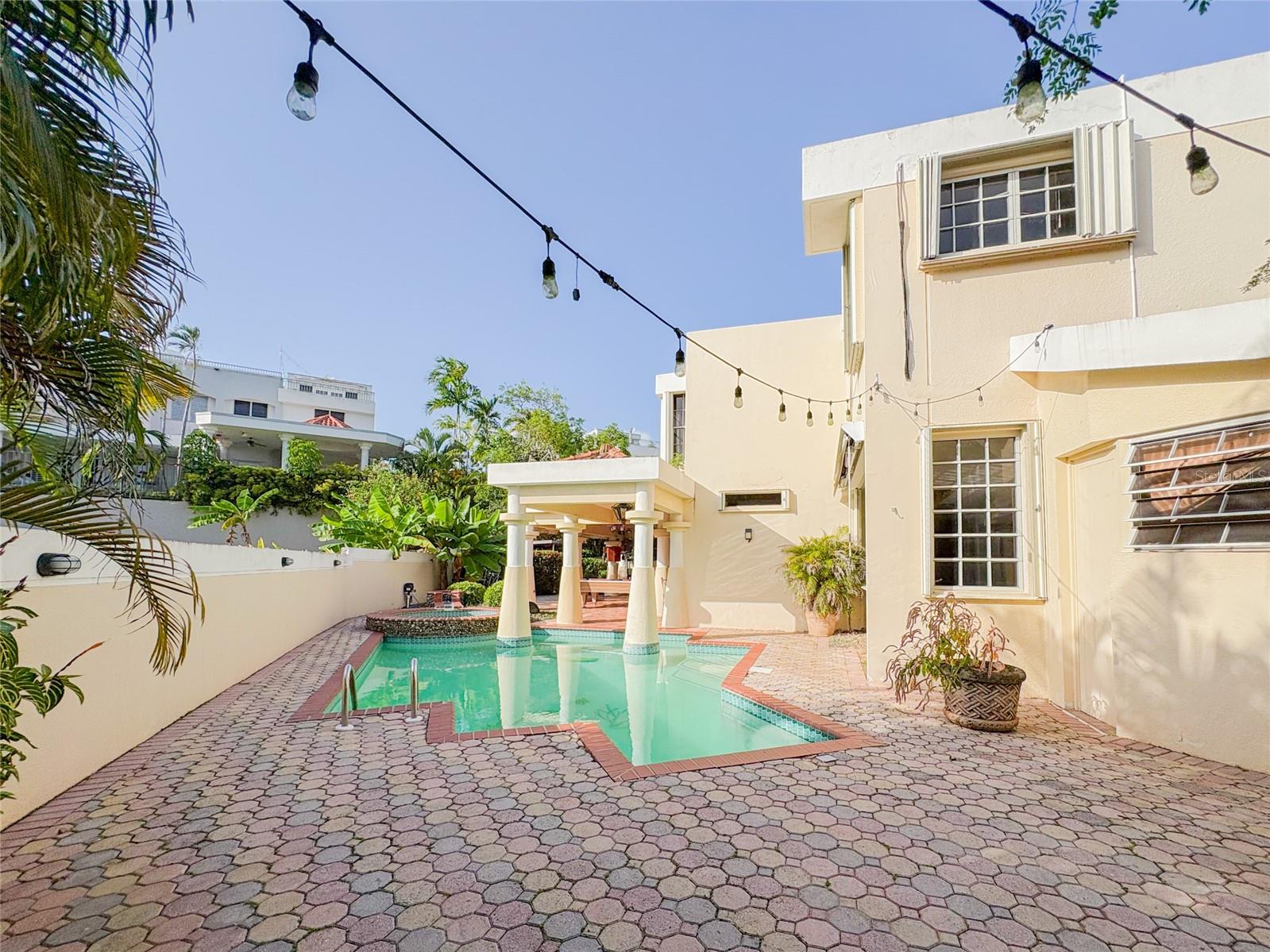 PASEO DEL PARQUE - Residential