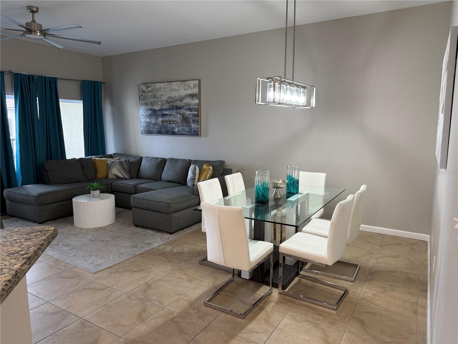 WORLDQUEST RESIDENCE - Residential