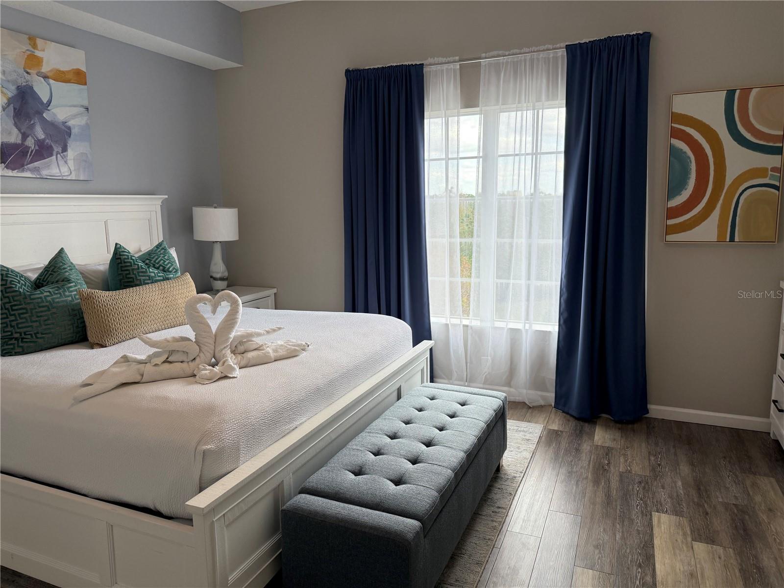 WORLDQUEST RESIDENCE - Residential