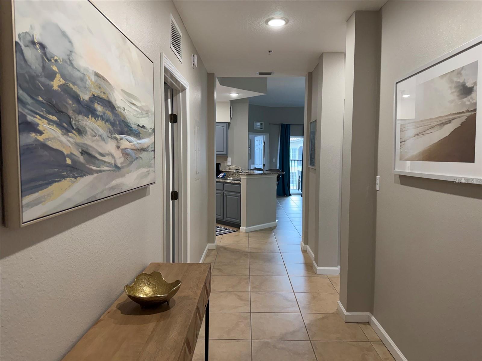 WORLDQUEST RESIDENCE - Residential