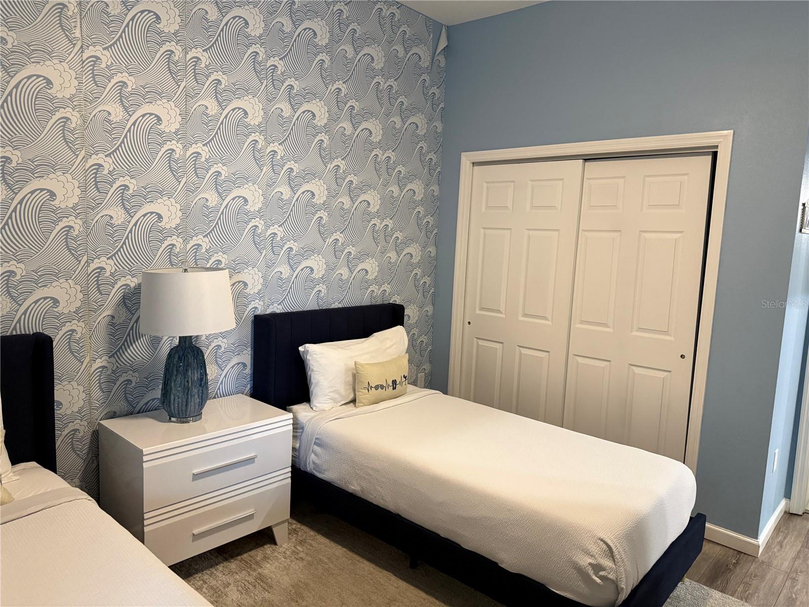 WORLDQUEST RESIDENCE - Residential