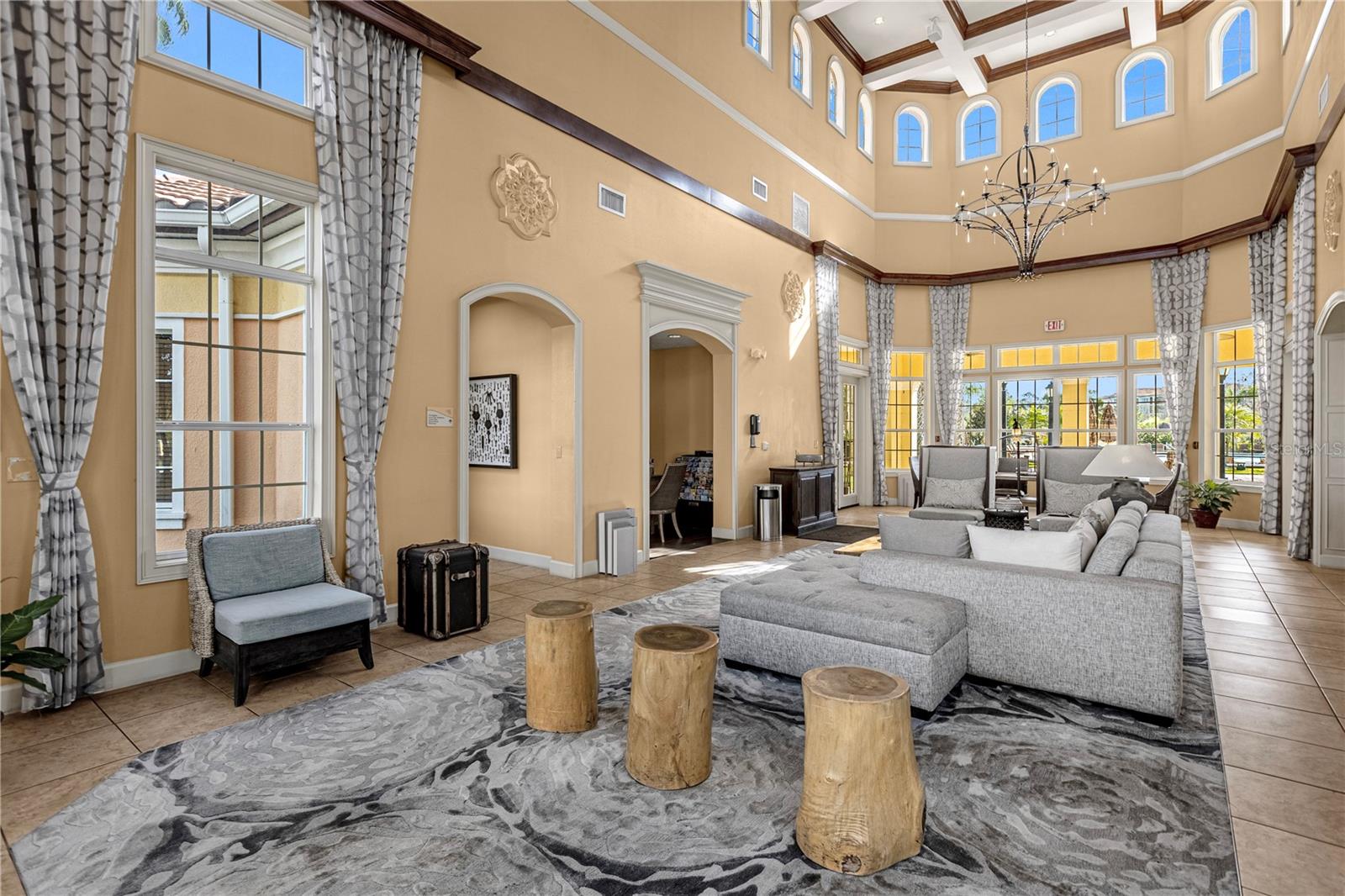 WORLDQUEST RESIDENCE - Residential