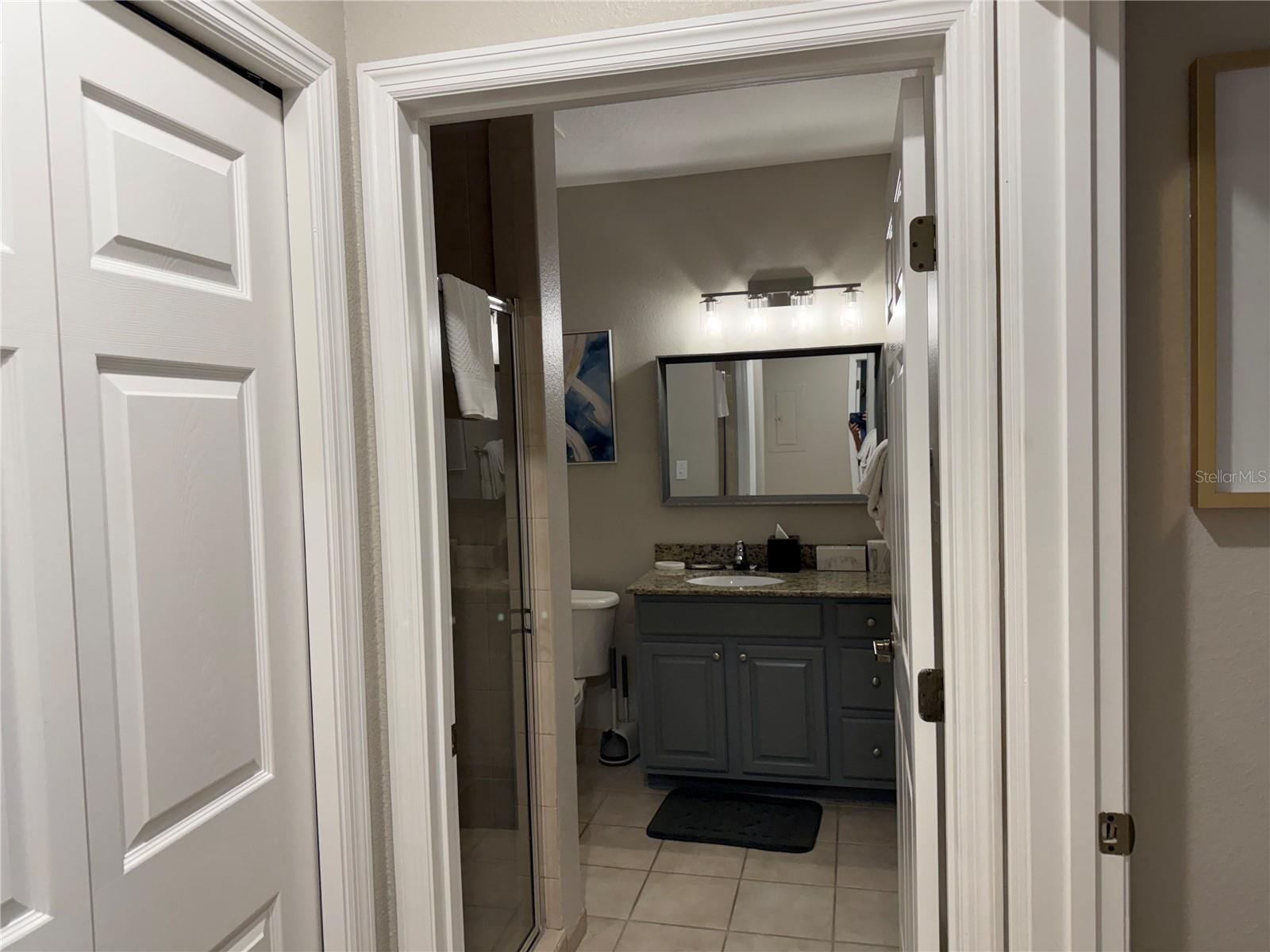 WORLDQUEST RESIDENCE - Residential