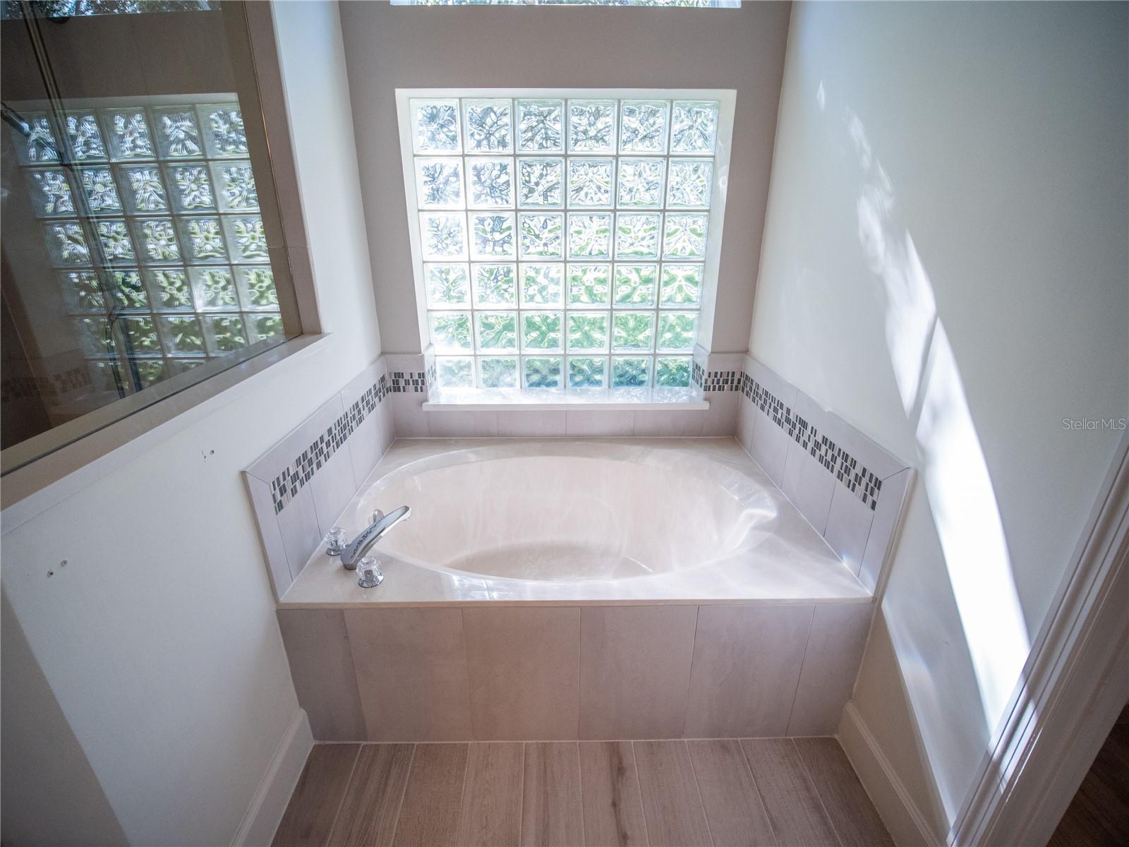 PLANTATION BAY PH 01A UNIT 01-6 - Residential