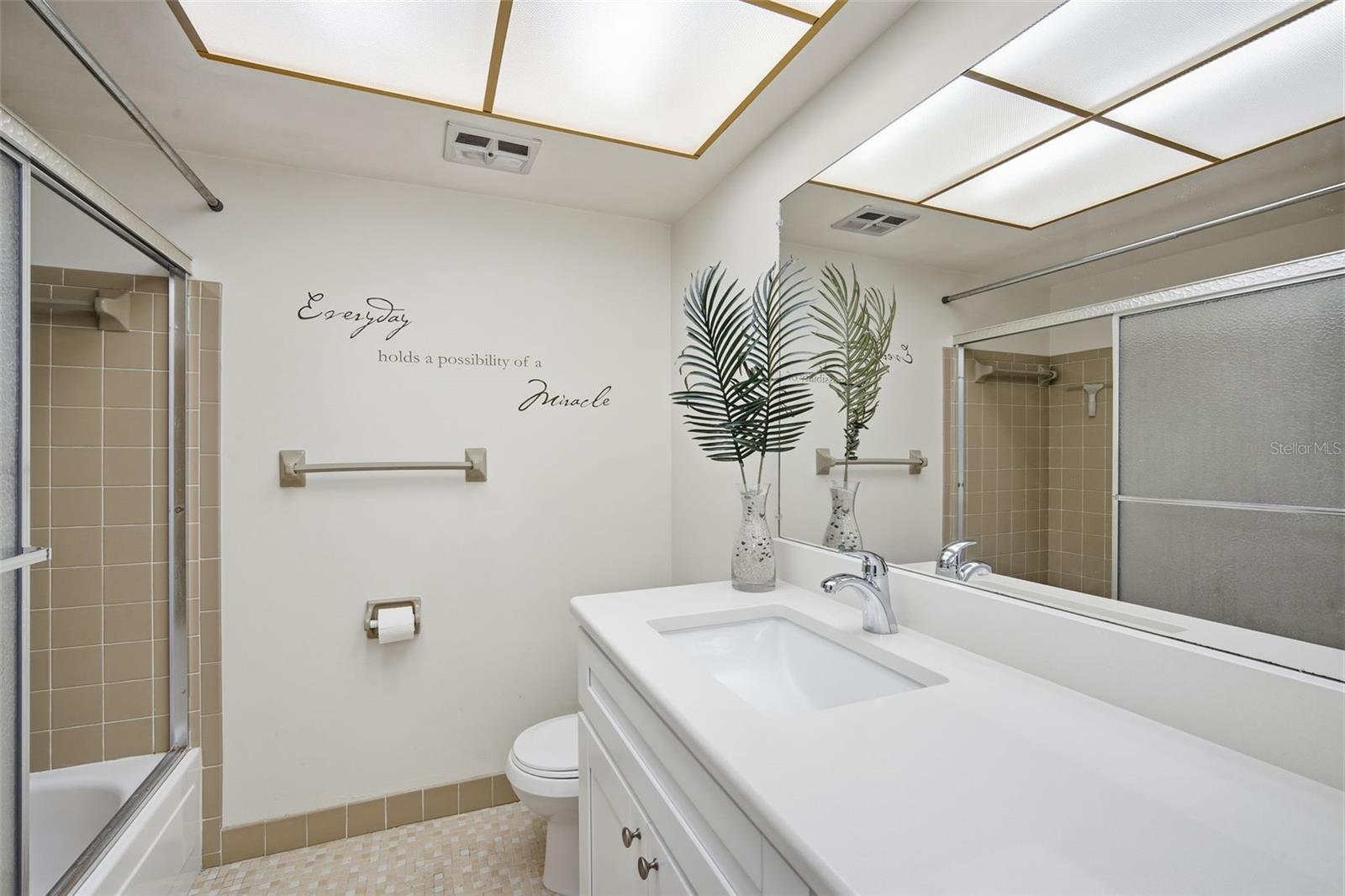 PARKWOOD CONDO - Residential