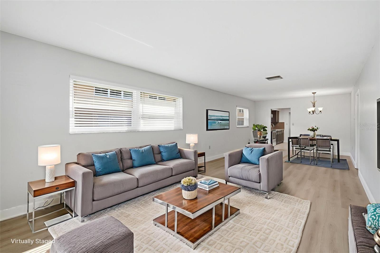 PARKWOOD CONDO - Residential