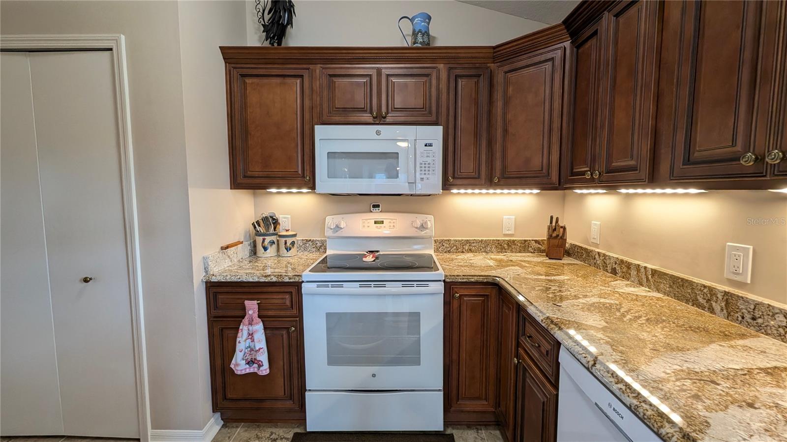 PINEHURST VILLAGE - Residential