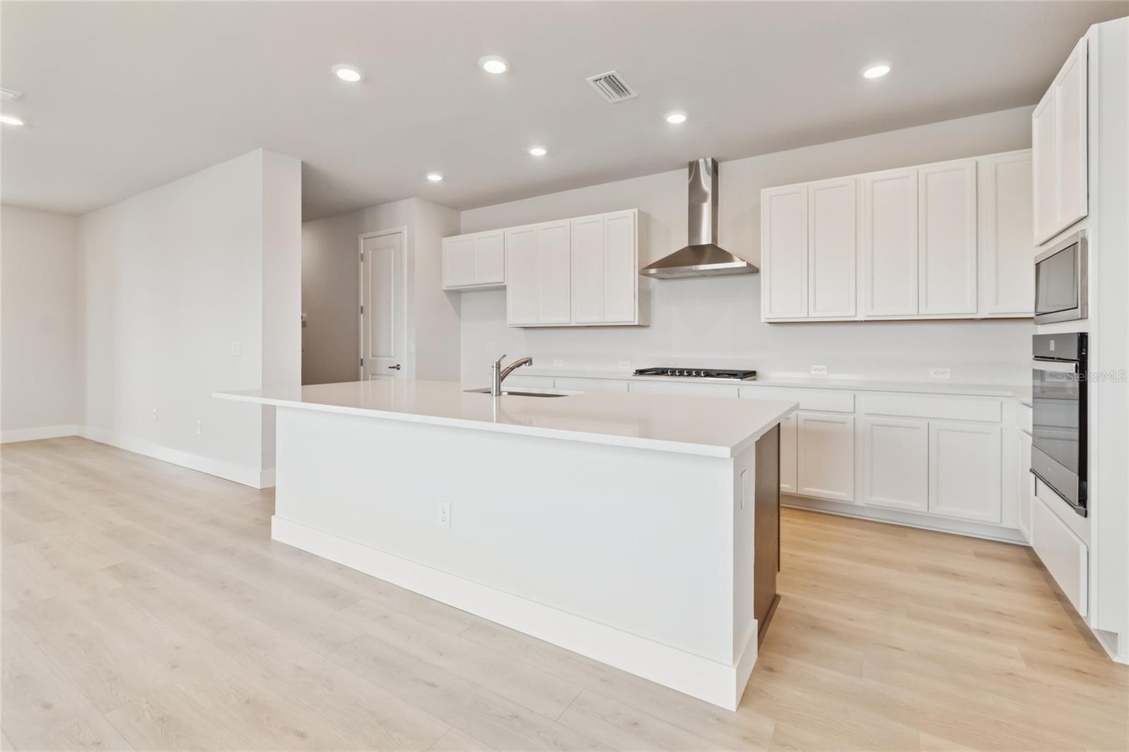 VISTERA OF VENICE - Residential