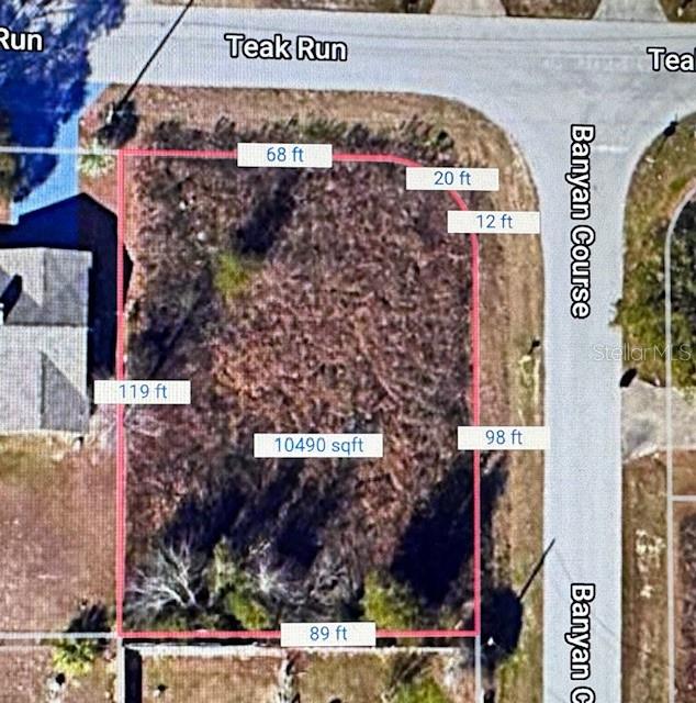 Dreaming of building your ideal home? This spacious corner lot offers the perfect foundation! Nestled in a desirable area of Ocala, this property
provides ample space and versatility for a single-family home. Just minutes away from the renowned Silver Springs State Park and the Ocala
Greenway Golf Course, you’ll be close to nature and recreation alike. Location: Prime corner lot in Ocala, known for its natural beauty and warm community. Convenience: Minutes to parks, shopping, dining, and local schools. Recreation: Near Silver Springs State Park for kayaking and Ocala Greenway Golf Course for a day on the greens. Build your dream home in the heart of Ocala, where a vibrant lifestyle meets peaceful surroundings! This lot won’t last long—secure your future home site today!