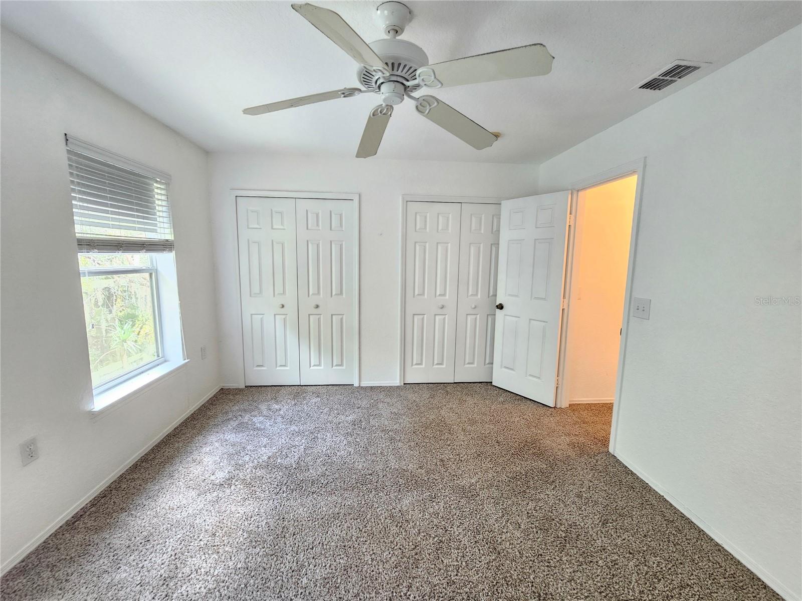 EMERALD POINTE TWNHMS AT TAMPA PALMS - Residential Lease