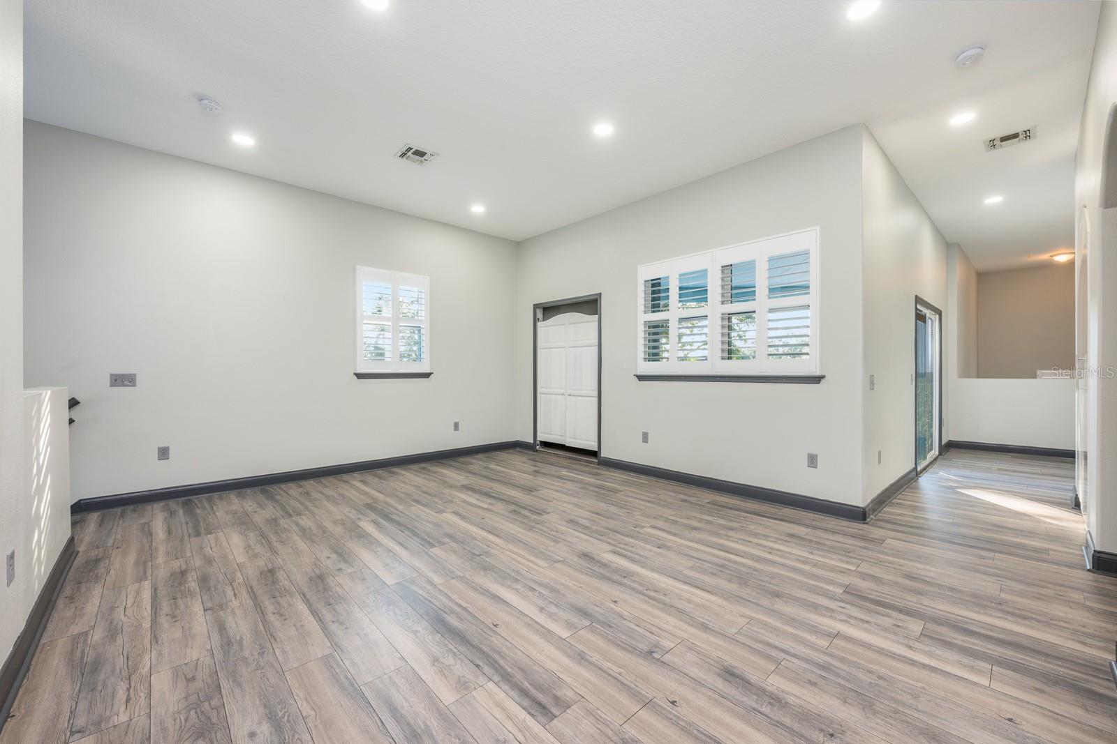 ROCKET CITY - Residential