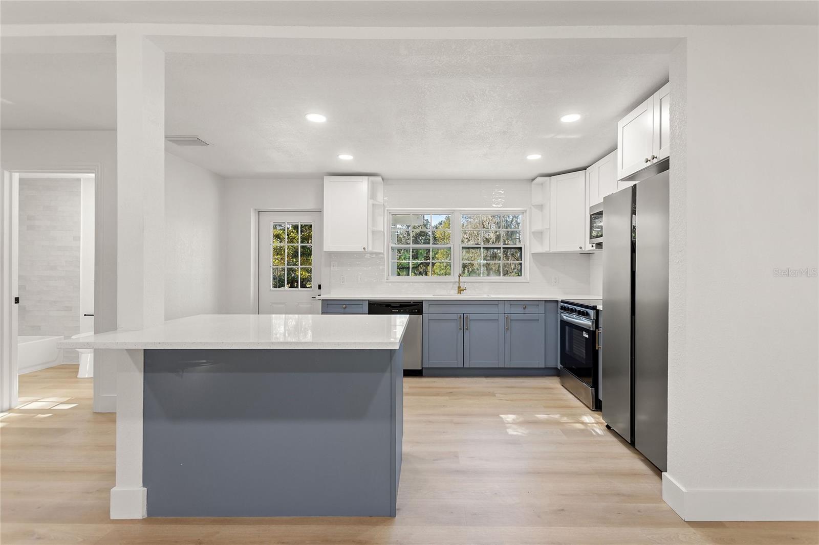 WEBSTER & OMOHUNDRO - Residential