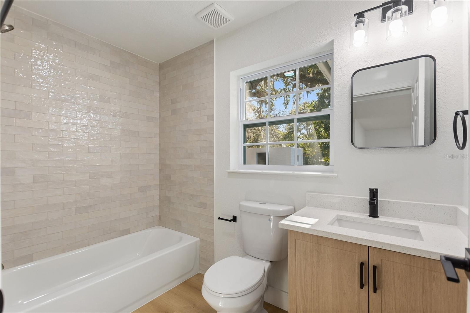 WEBSTER & OMOHUNDRO - Residential