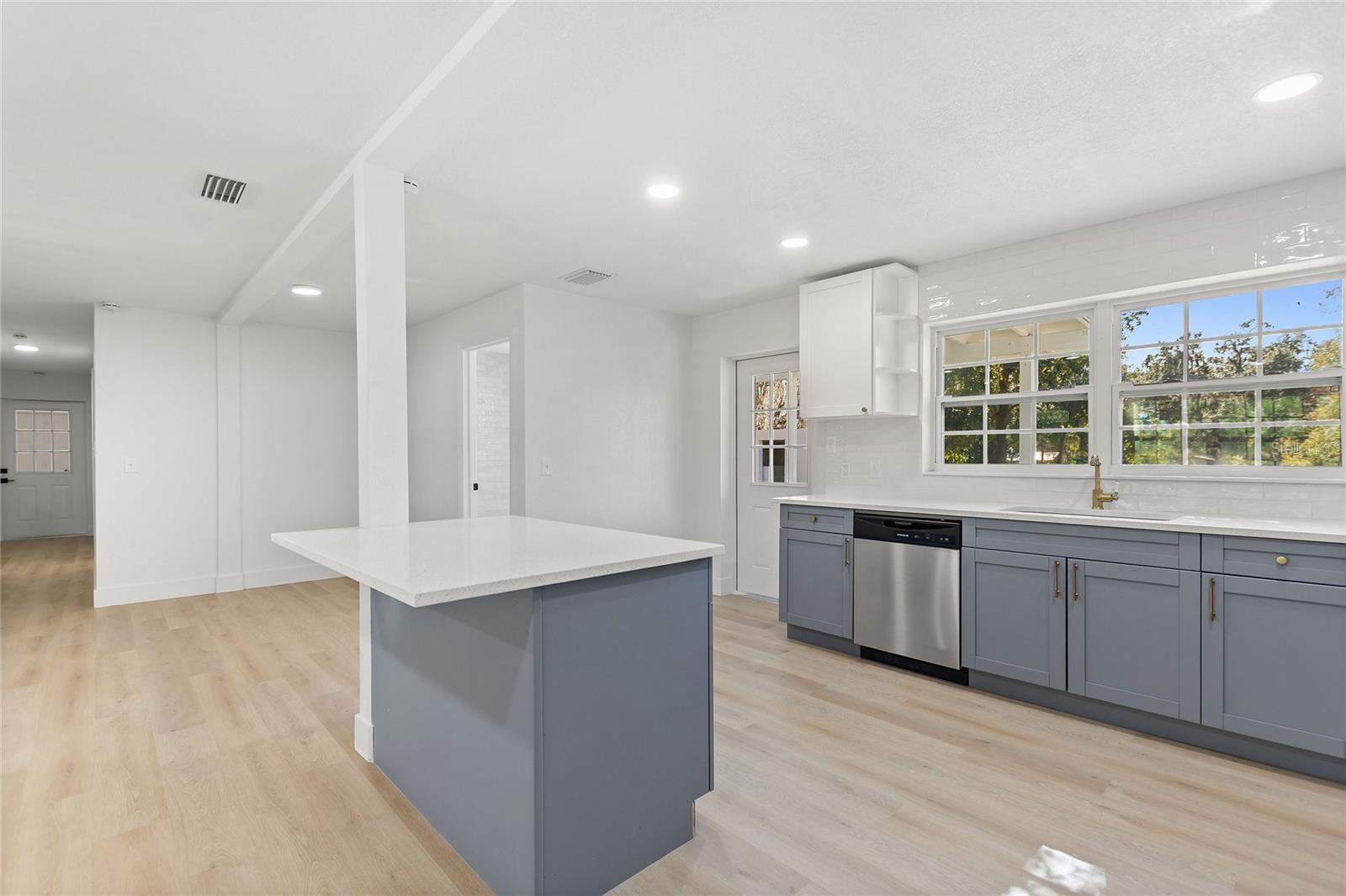 WEBSTER & OMOHUNDRO - Residential