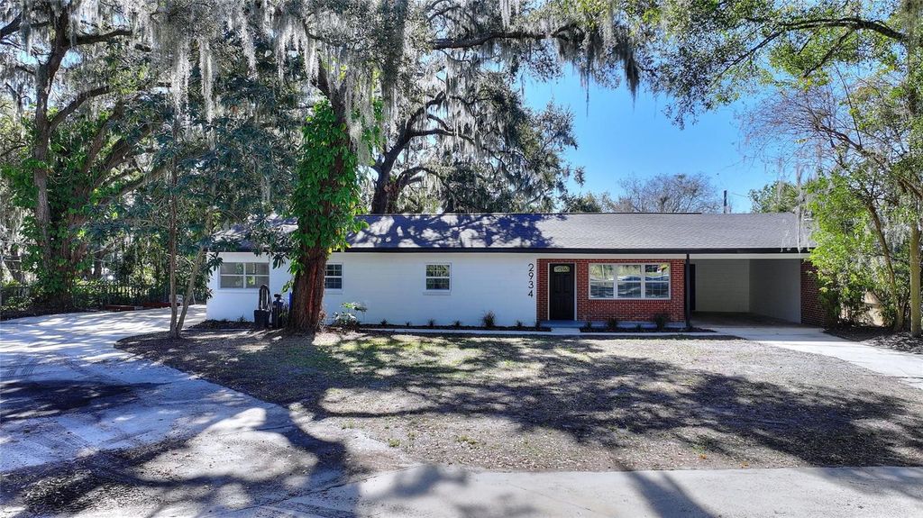 Photo of 2934 W Bella Vista Street, Lakeland, FL 33810 (MLS # TB8467032)