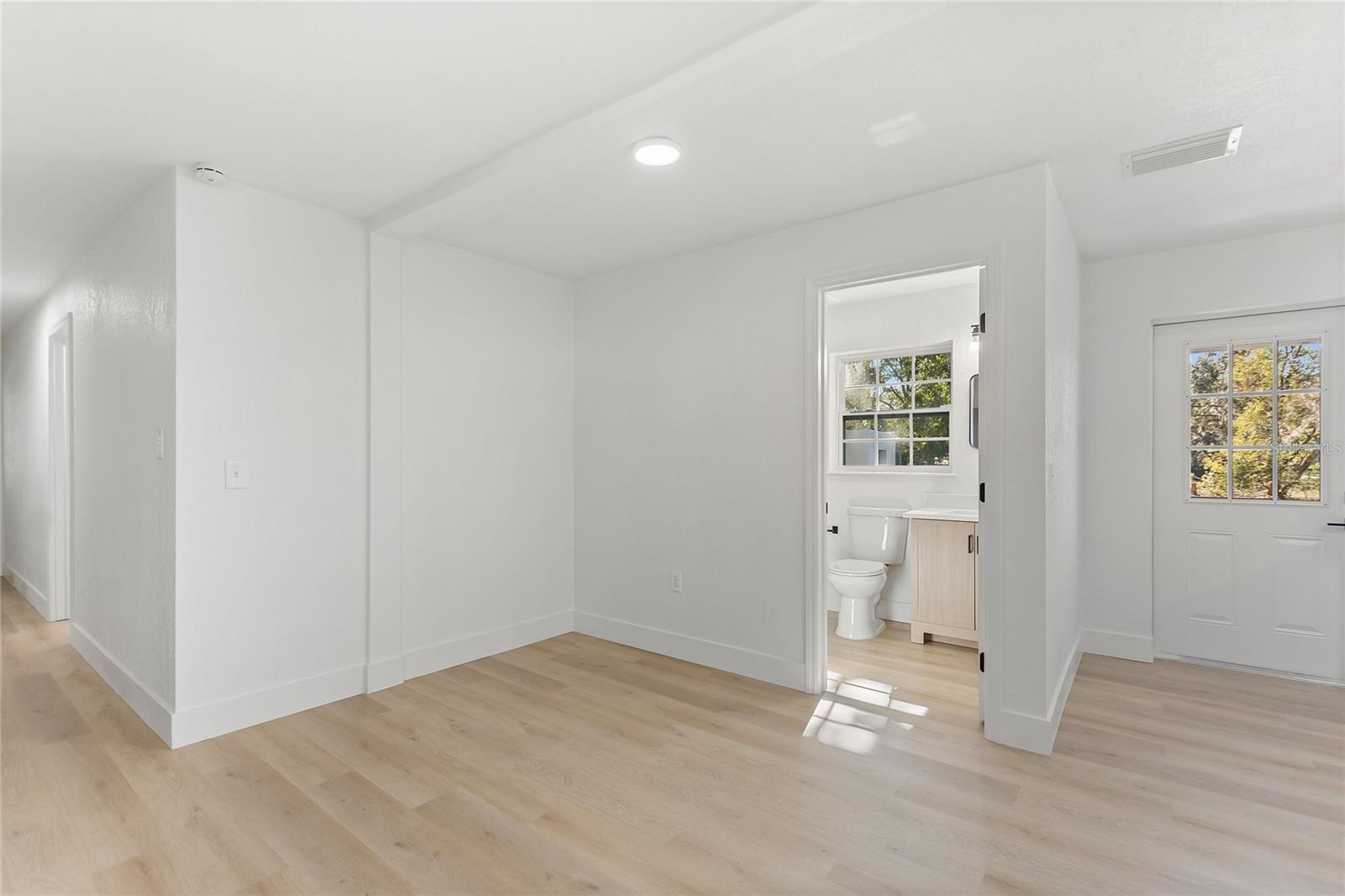 WEBSTER & OMOHUNDRO - Residential