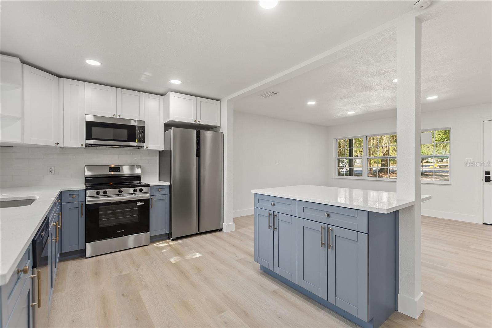 WEBSTER & OMOHUNDRO - Residential