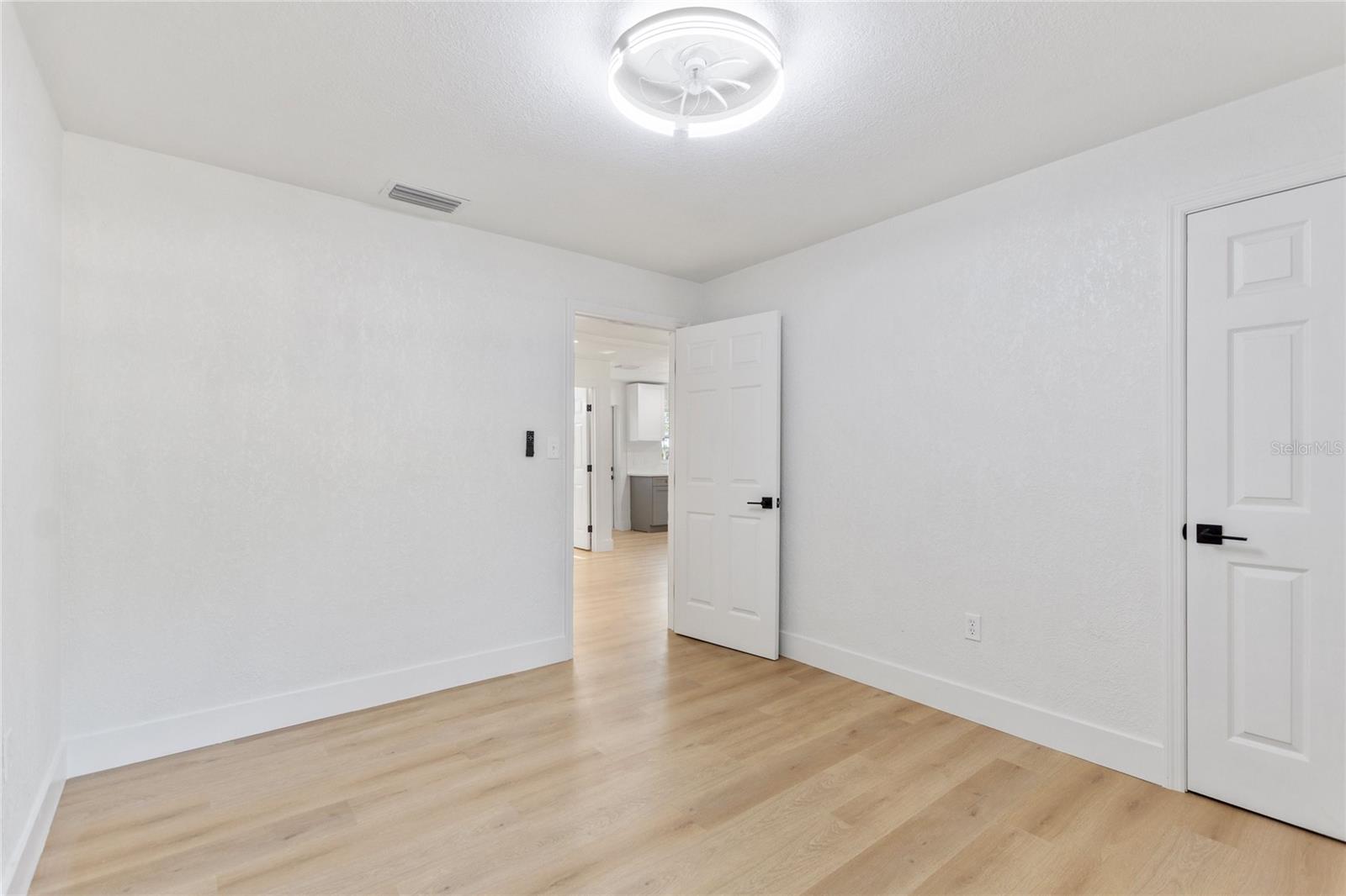 WEBSTER & OMOHUNDRO - Residential