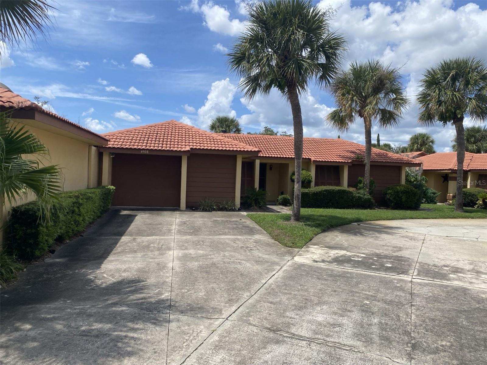 Welcome to your cozy retreat in the Island Club at Rosemont community! This intelligently designed 3-bedroom, 2-bathroom condo offers a gracious living space nestled in a charming, gated neighborhood. Large courtyard with endless possibilities.