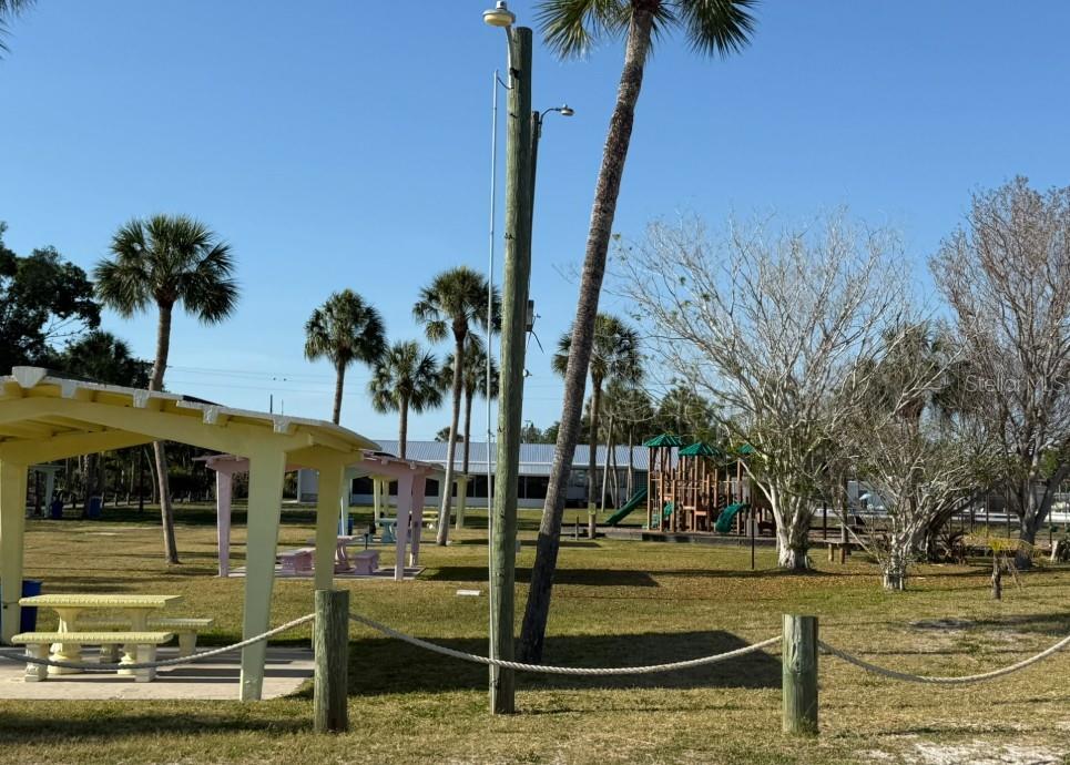 BAYSHORE GARDENS SEC 14 - Residential