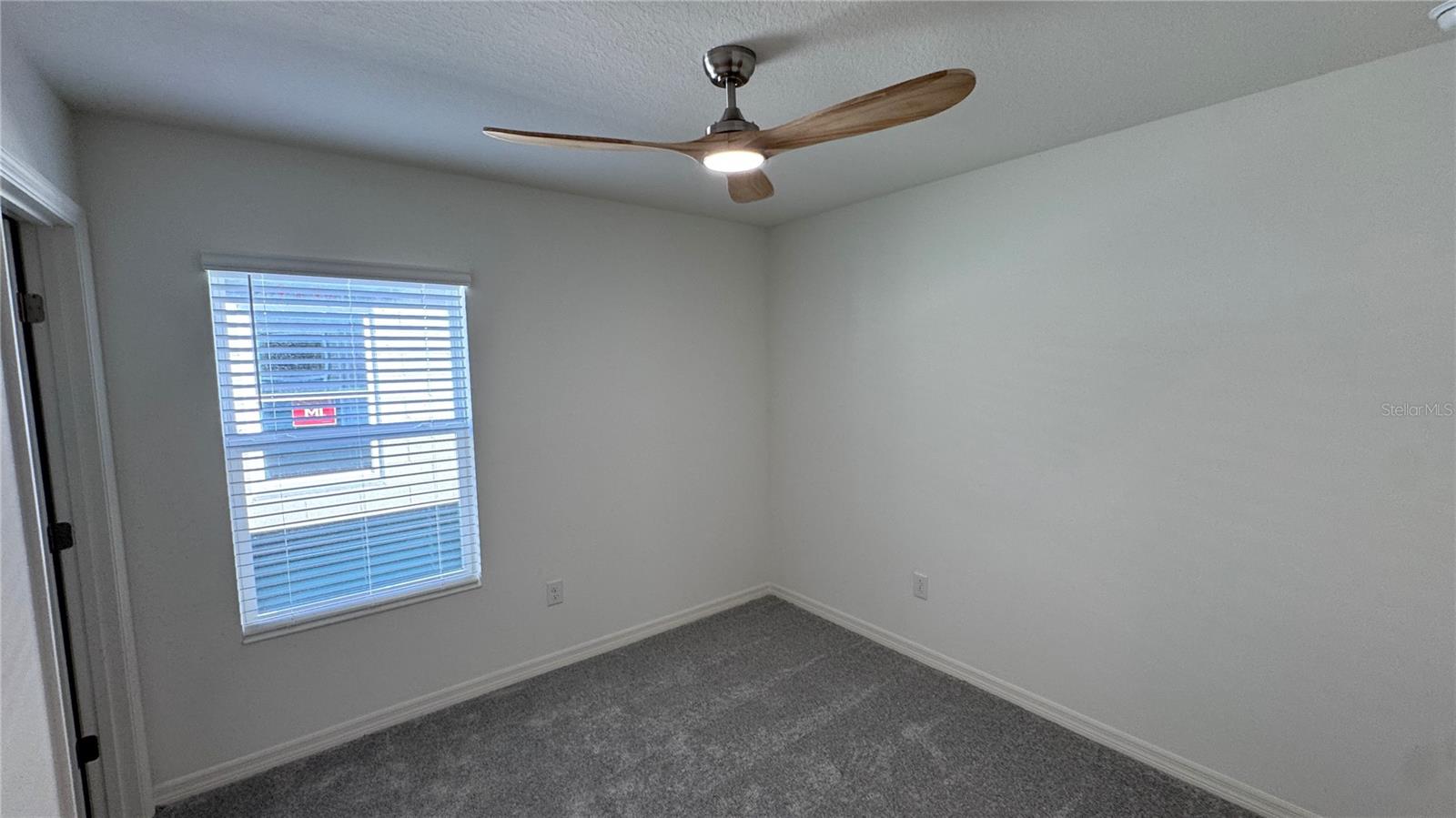 PEPPER GROVE PH I - Residential Lease