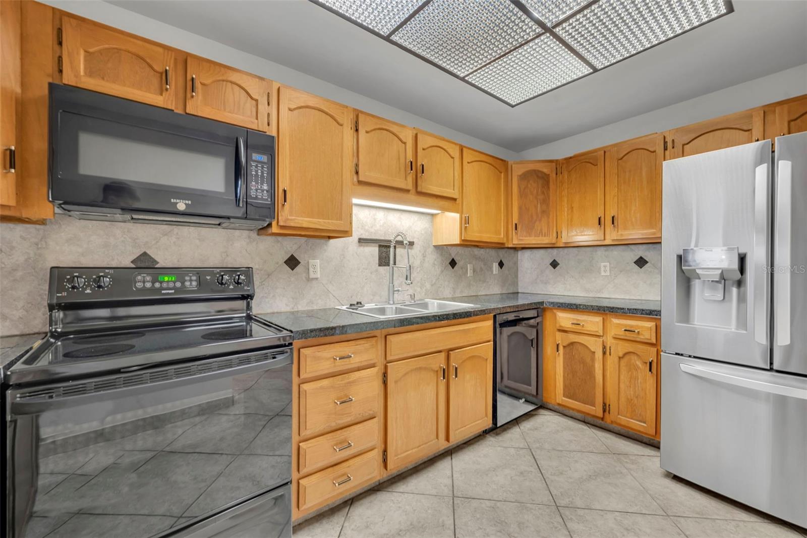 PARK WEST CONDO - Residential