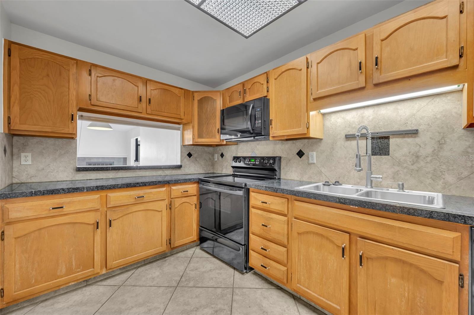 PARK WEST CONDO - Residential