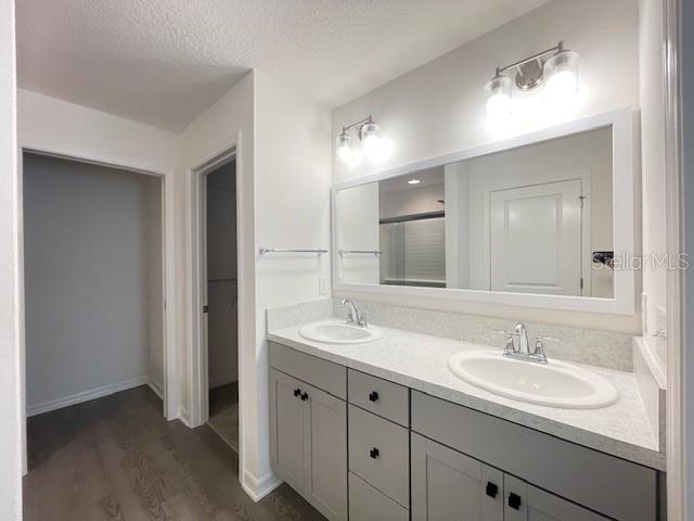 VILLAGES/SOUTHERN OAKS UN #212 - Residential Lease