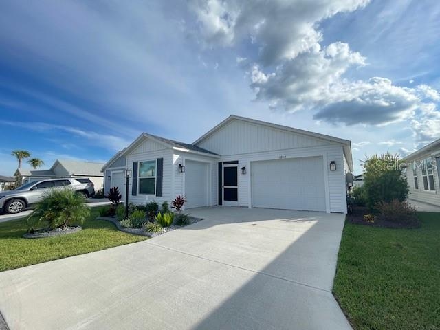 VILLAGES/SOUTHERN OAKS UN #212 - Residential Lease