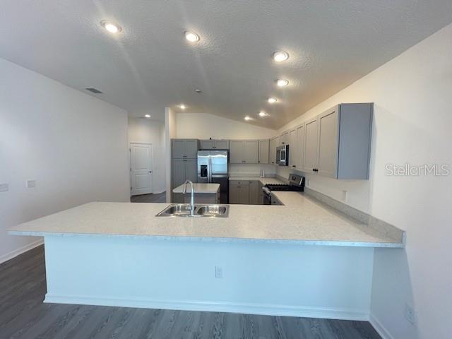 VILLAGES/SOUTHERN OAKS UN #212 - Residential Lease