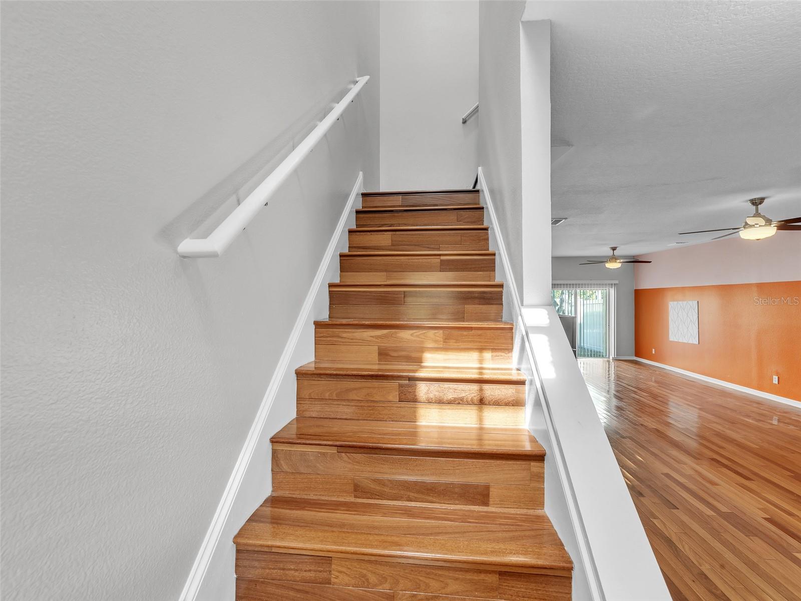 RIVER WALK - Residential