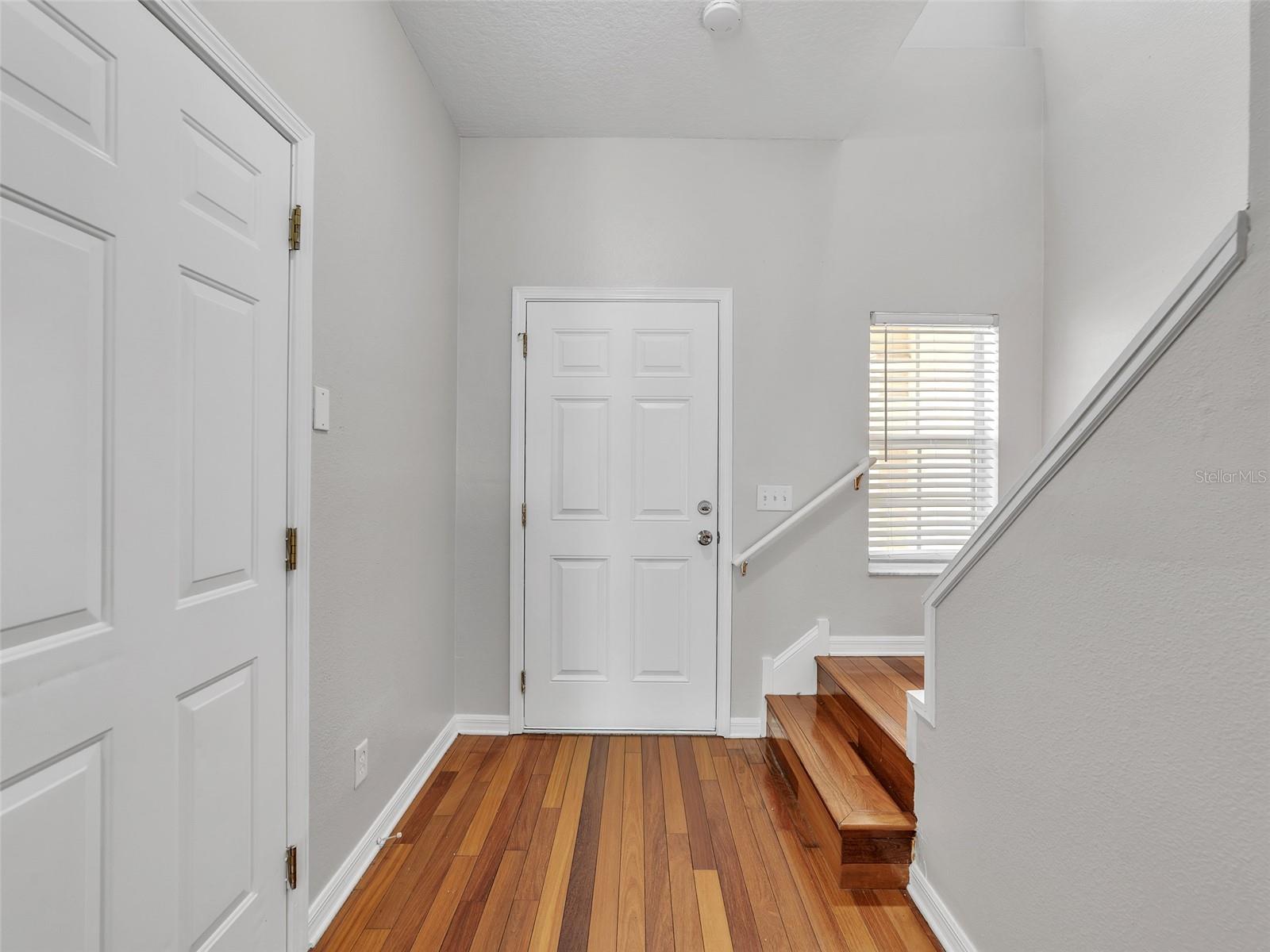 RIVER WALK - Residential