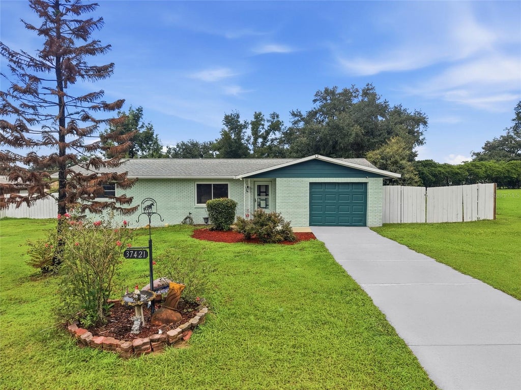 Photo of 37421 Layton Road, Dade City, FL 33525 (MLS # TB8545675)