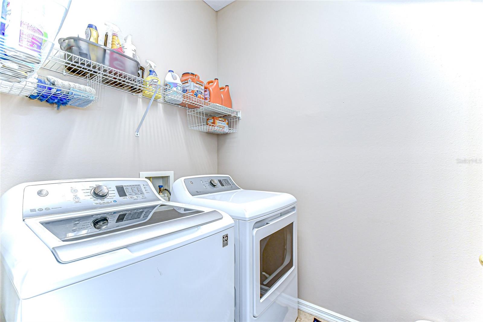SAVANNAH LANDINGS - Residential