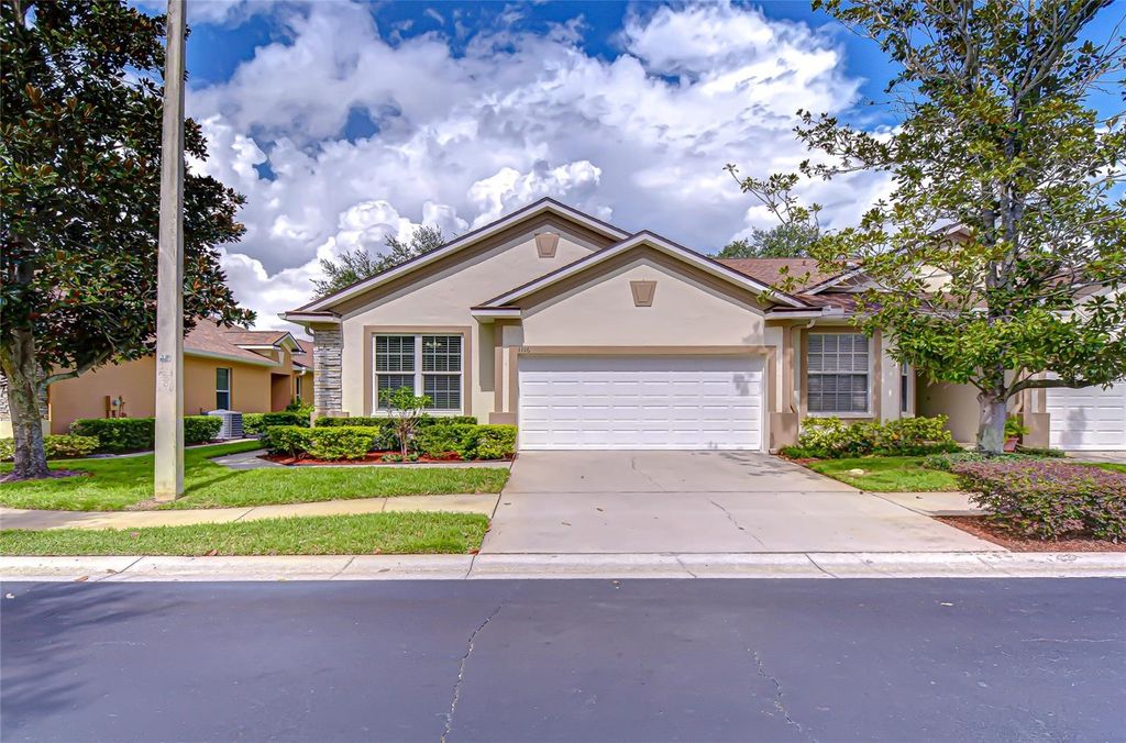Photo of 1116 Savannah Landings Avenue, Valrico, FL 33596 (MLS # TB8435454)