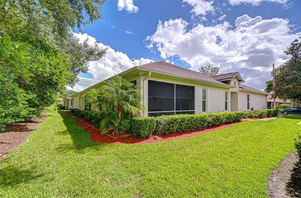 Photo of 1116 Savannah Landings Avenue, Valrico, FL 33596 (MLS # TB8435454)