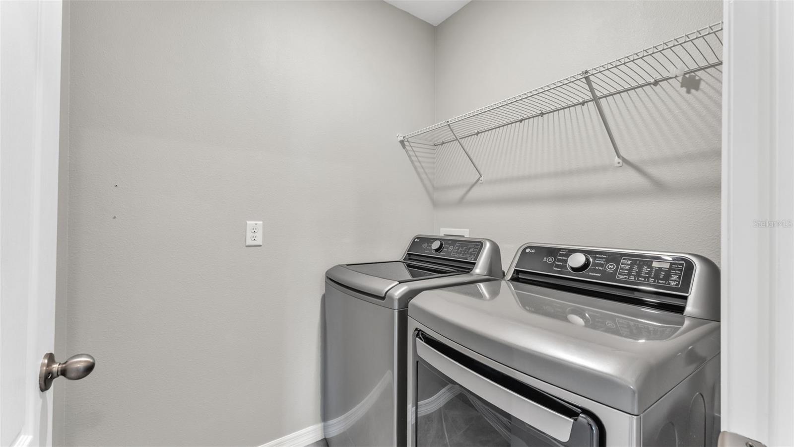 LAKES/LAUREL HLNDS PH 3A - Residential