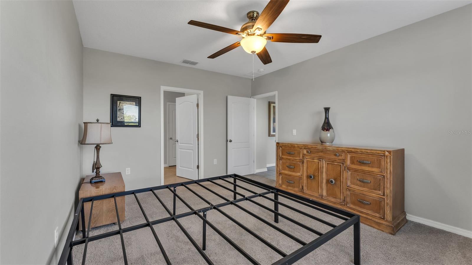 LAKES/LAUREL HLNDS PH 3A - Residential