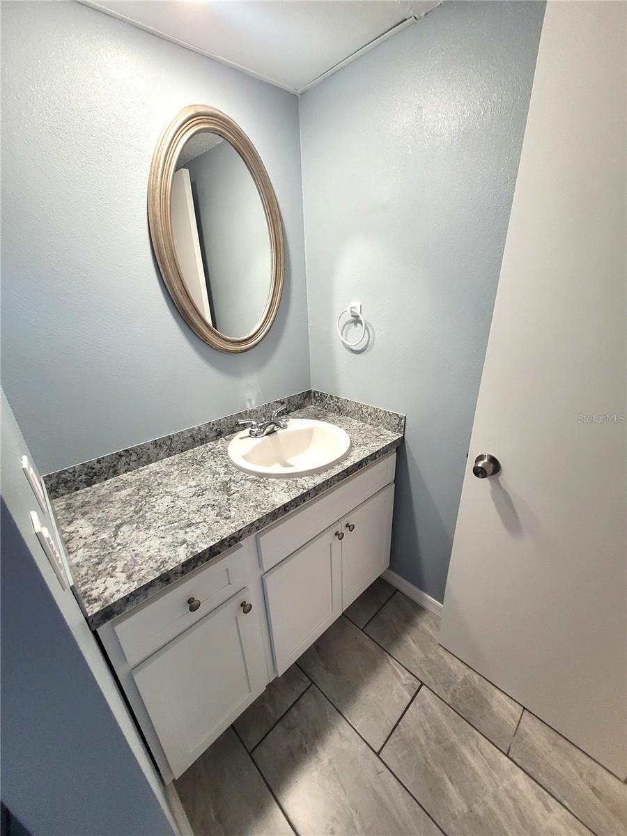 VILLAGE OAKS - Residential Lease